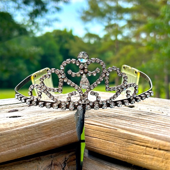 👑RARE HTF Vintage Victorias Secret “Miss Sexy Little Thing” Tiara w/Satin Bag - Picture 2 of 16